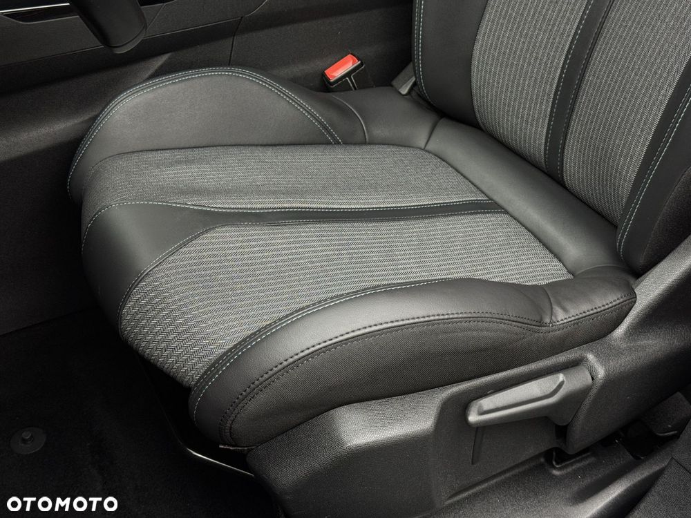 Peugeot 3008 1.6 PureTech Hybrid PHEV Allure S&S EAT8 - 13