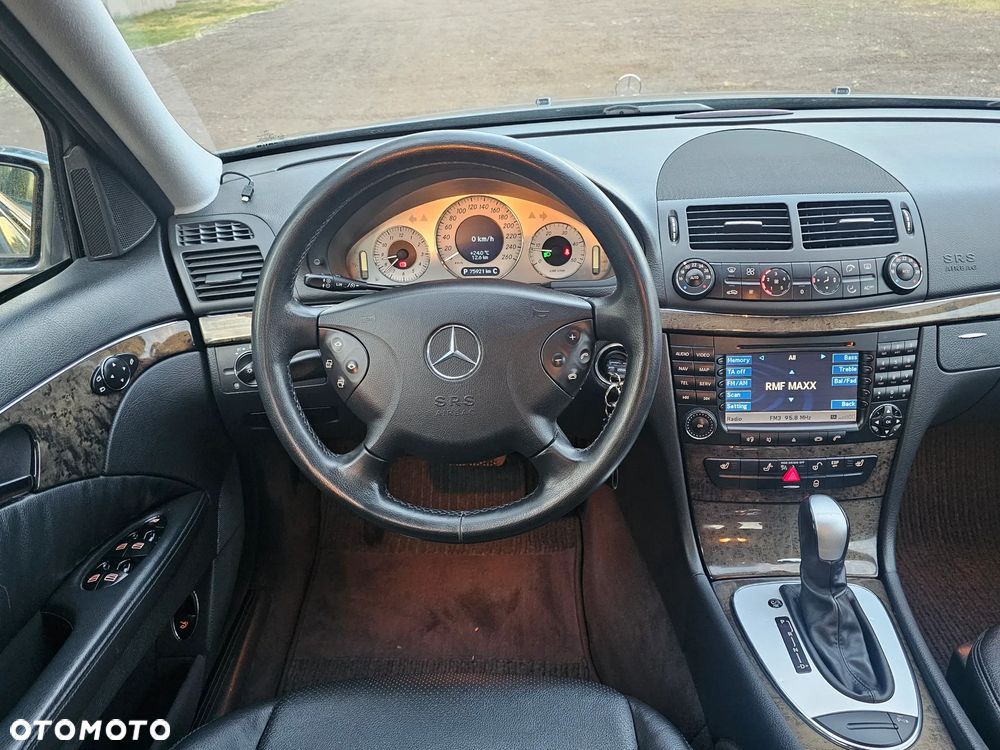 Mercedes-Benz Klasa E - 8