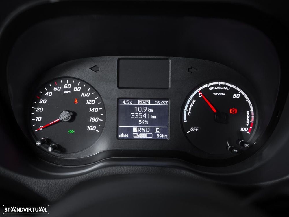 Mercedes-Benz E-SPRINTER - 15