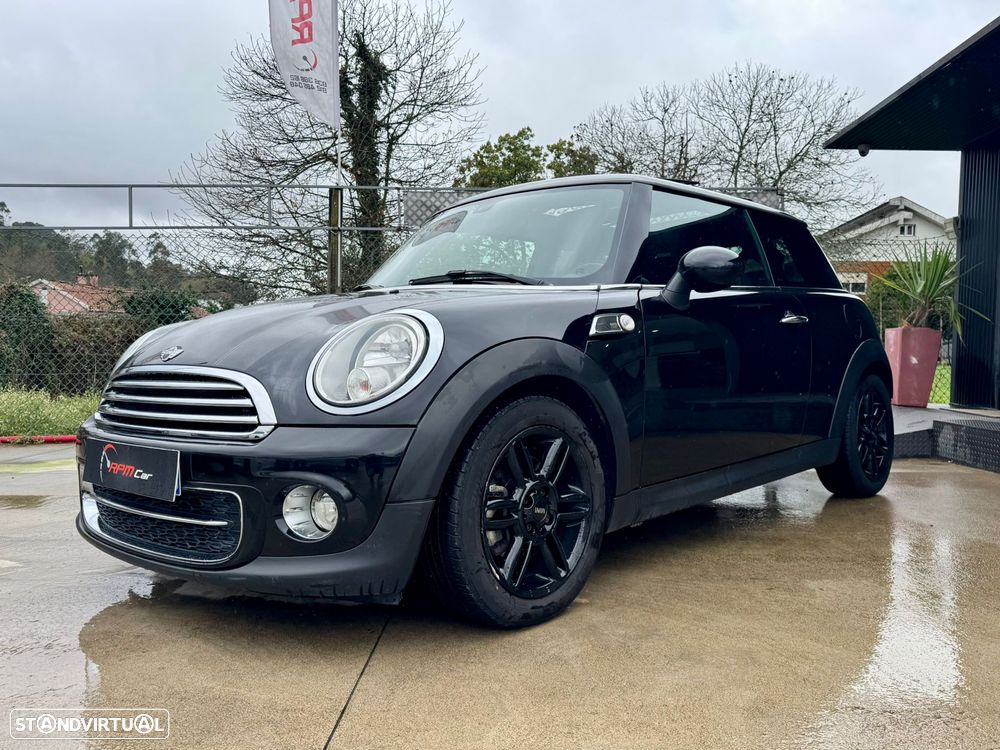 MINI 3 Portas Cooper D - 1