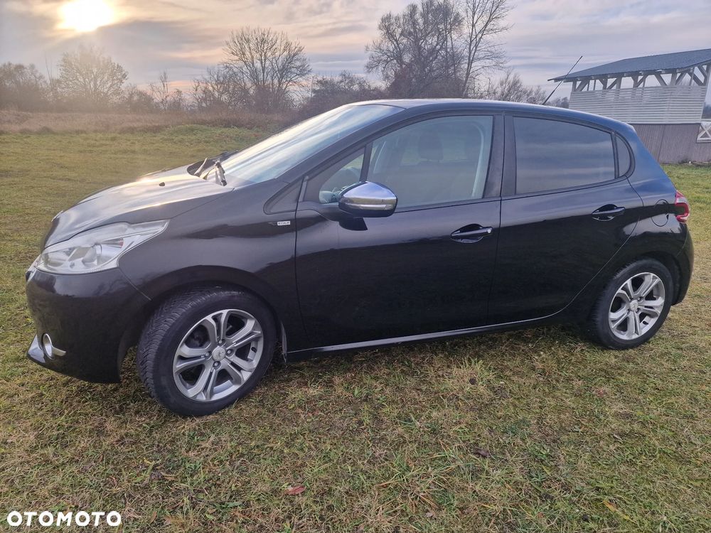 Peugeot 208 82 PureTech Style - 5