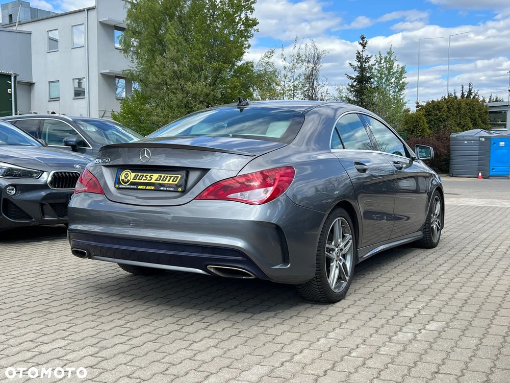 Mercedes-Benz CLA 250 7G-DCT - 9