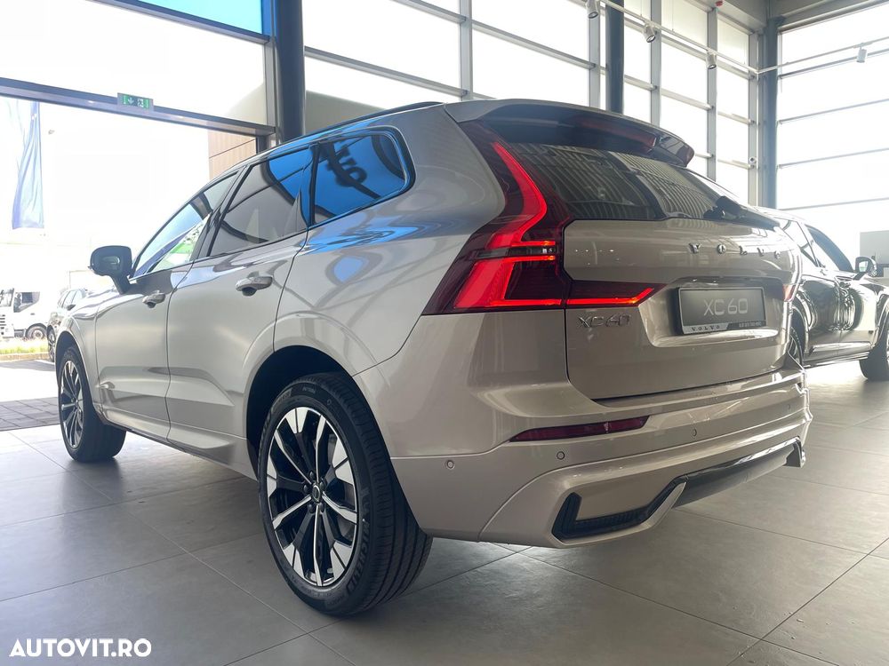 Volvo XC 60 B5 B AWD Ultra Dark - 7