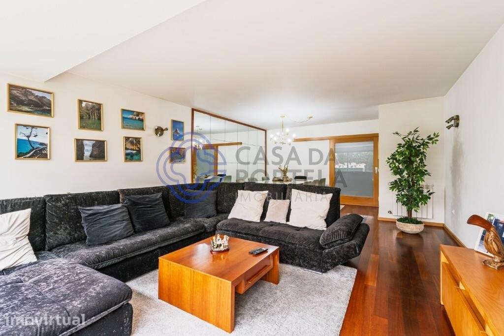 Apartamento T3 de Charme no Bonfim com jardim privativo e garagem. - Grande imagem: 2/26