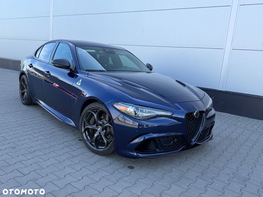 Alfa Romeo Giulia - 12