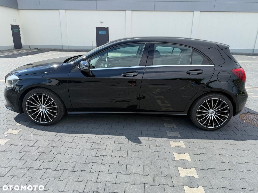 Mercedes-Benz Klasa A 180 7G-DCT Urban - 9