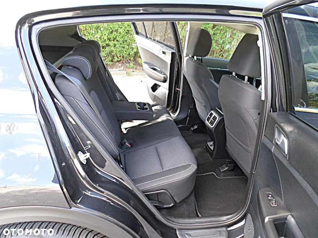 Kia Sportage 1.6 T-GDI L Business Line 4WD DCT - 23
