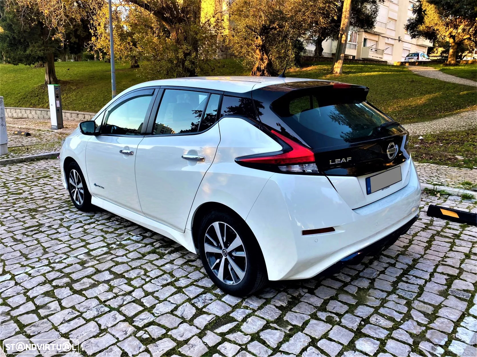 Nissan Leaf 40 kWh Acenta - 21