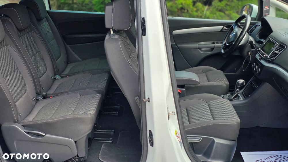 Volkswagen Sharan 2.0 TDI Highline DSG - 4