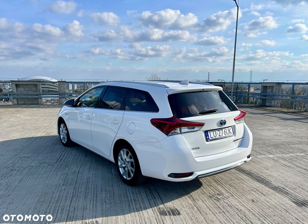 Toyota Auris - 8