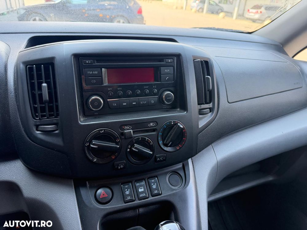 Nissan NV200 - 8
