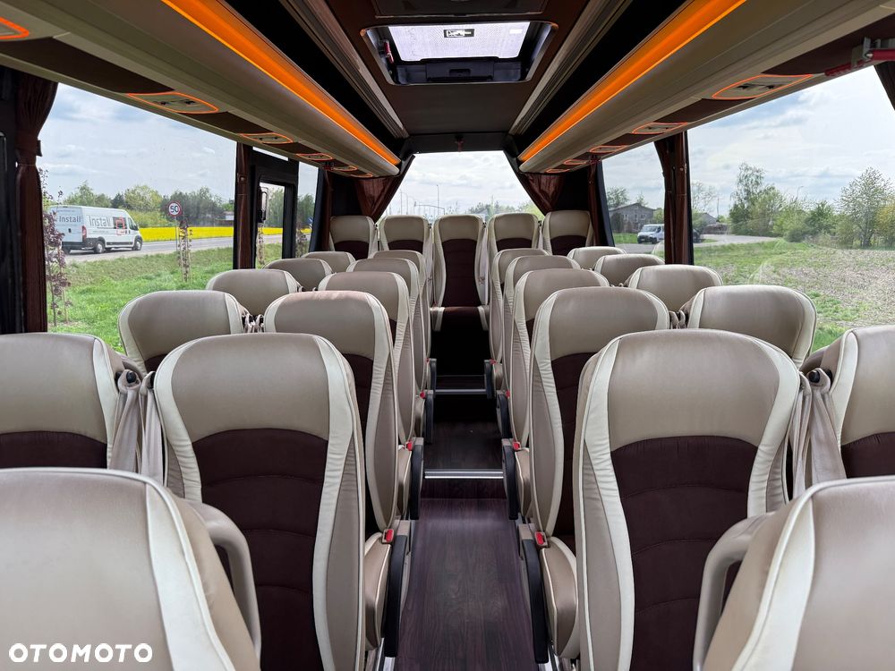 Mercedes-Benz Sprinter 519 - 5