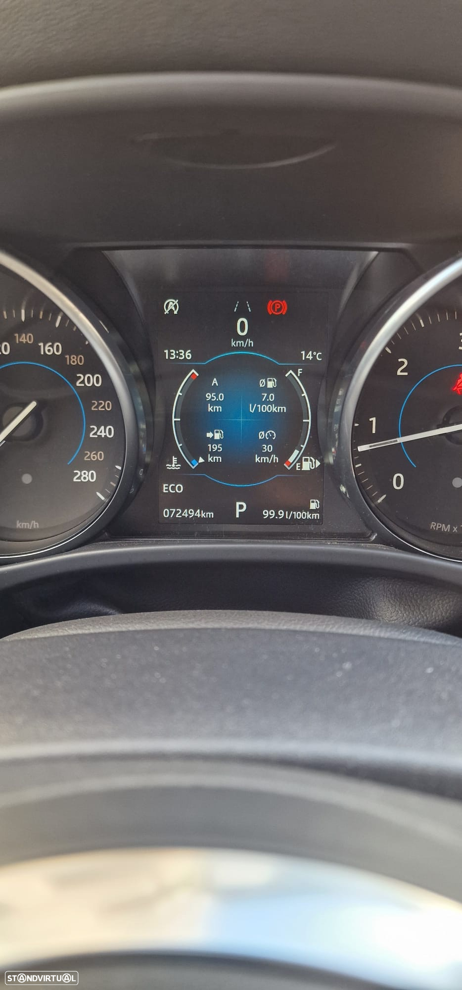 Jaguar XE - 14