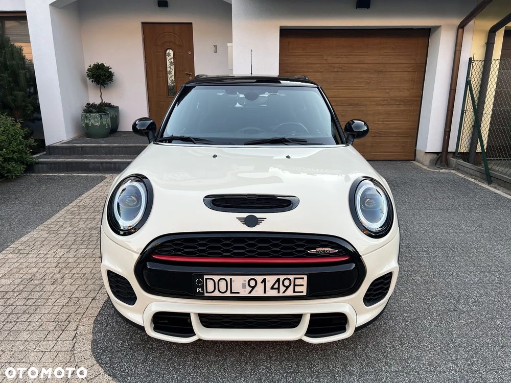 MINI Cooper John Works - 3