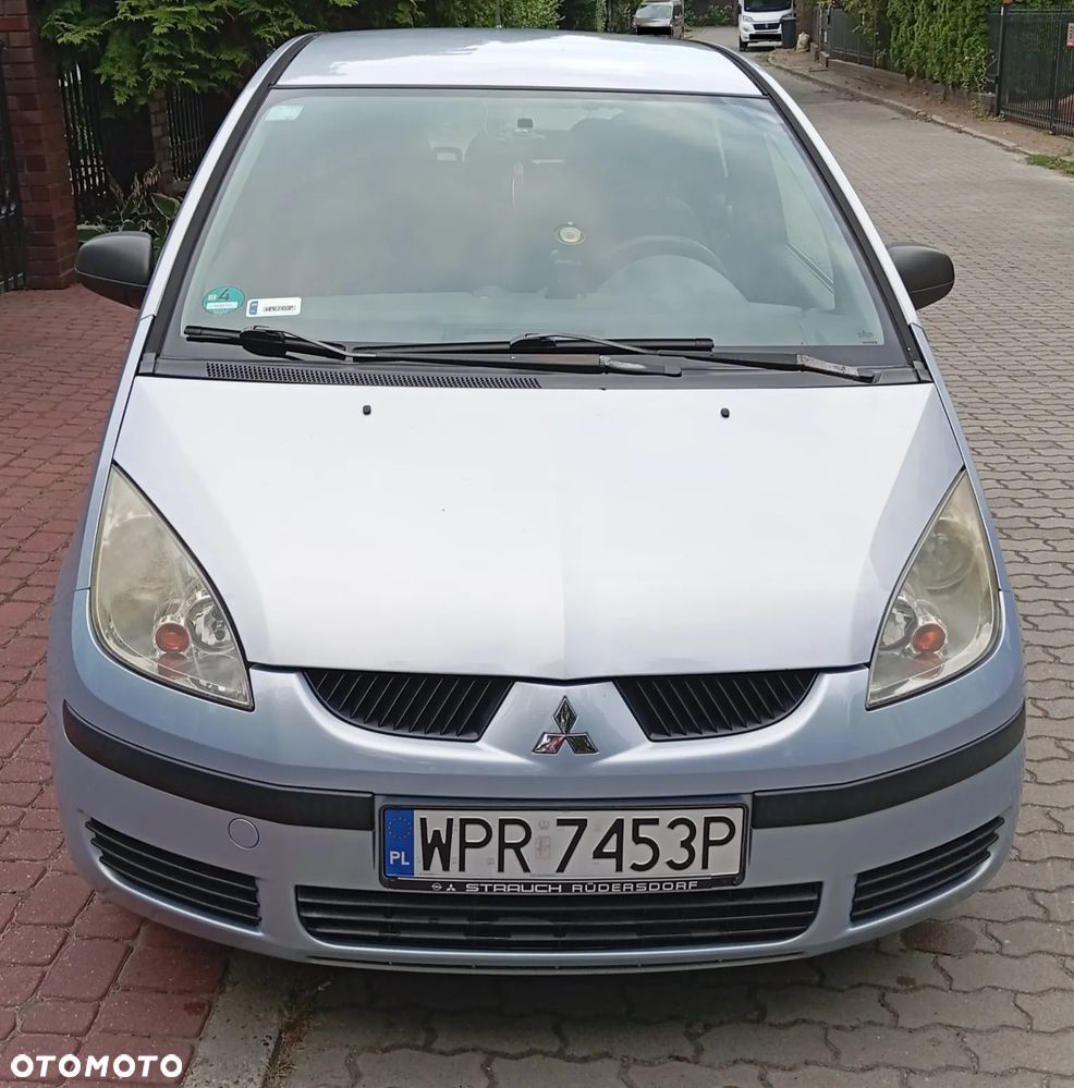 Mitsubishi Colt 1.1 Inform - 1