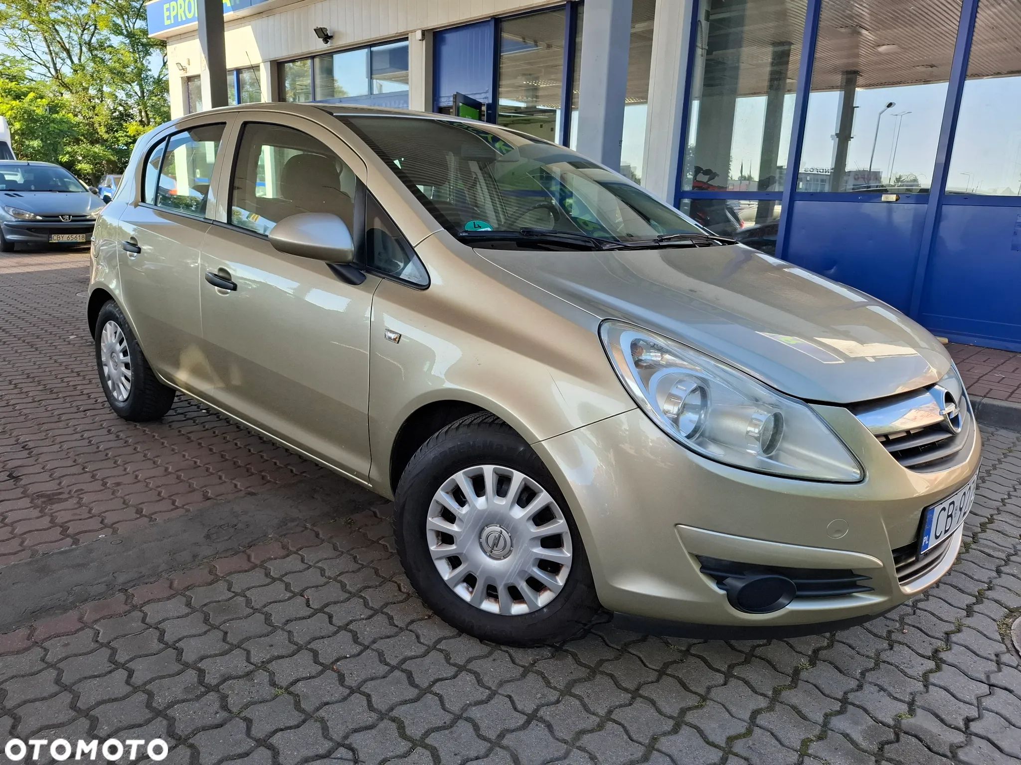 Opel Corsa 1.2 16V Cosmo - 1