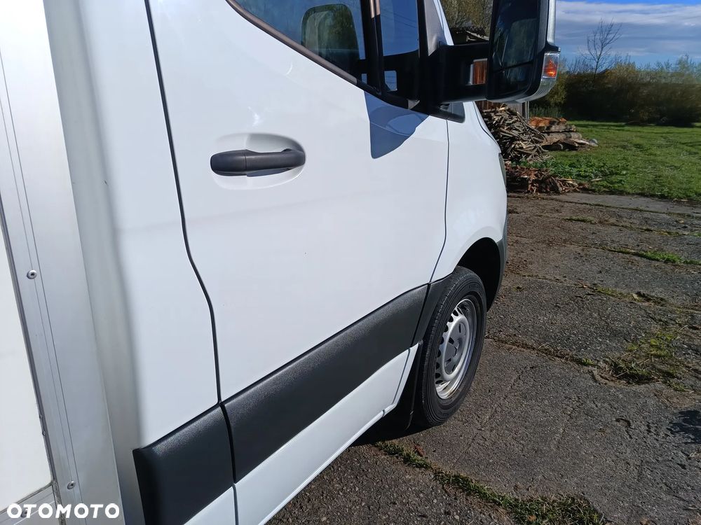 Mercedes-Benz Sprinter KONTENER+ winda ZEPRO (750kg) 2.1 CDi 163kM automat 2019 rok SUPER STAN!!! - 21