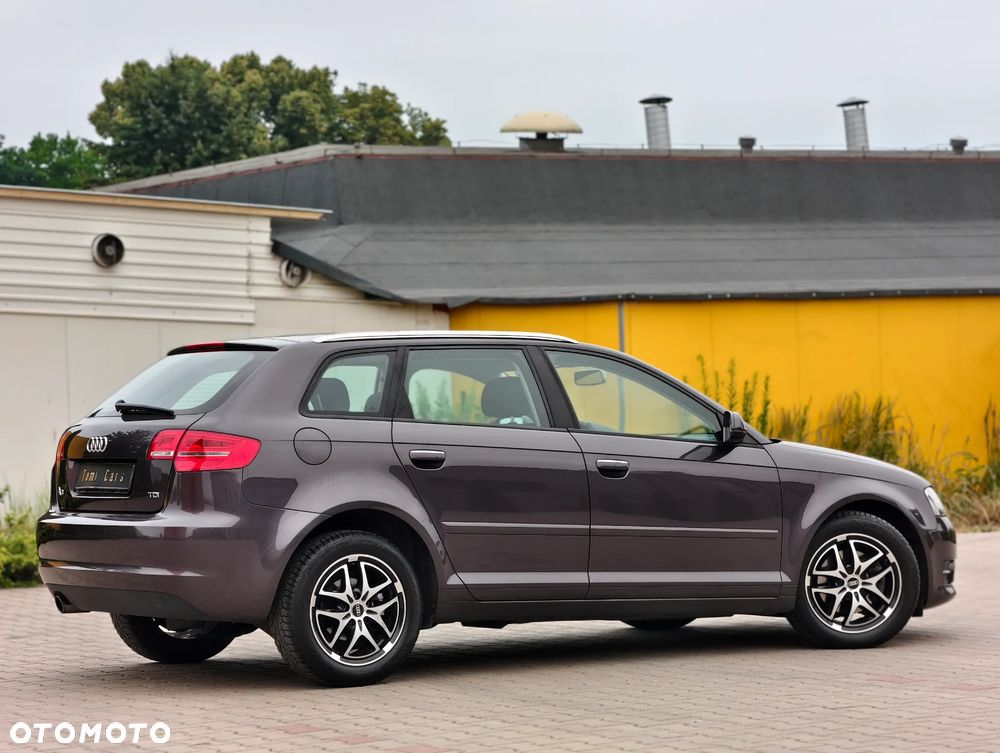 Audi A3 Sportback 2.0 TDI Attraction - 31