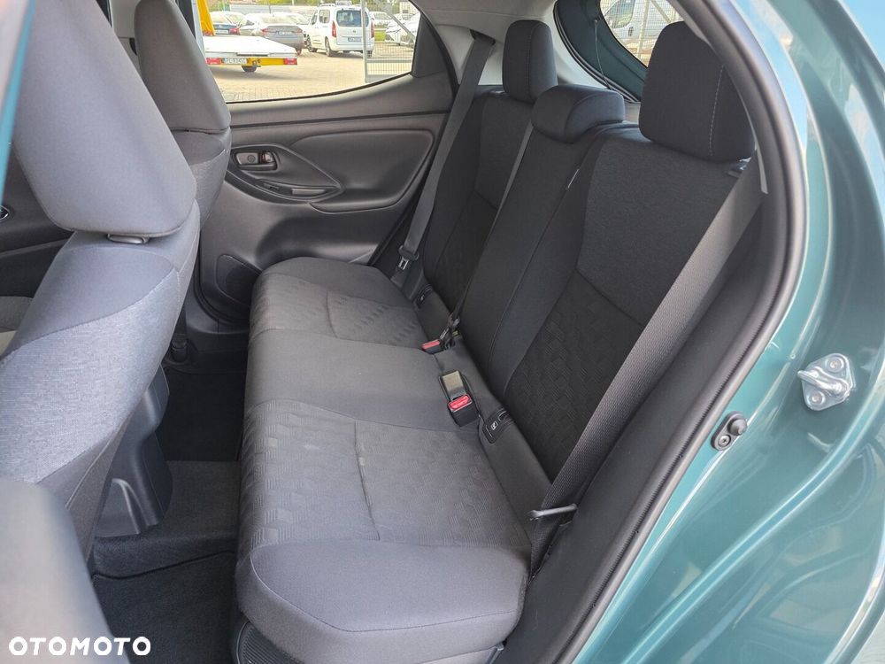 Toyota Yaris Hybrid 1.5 Style - 17