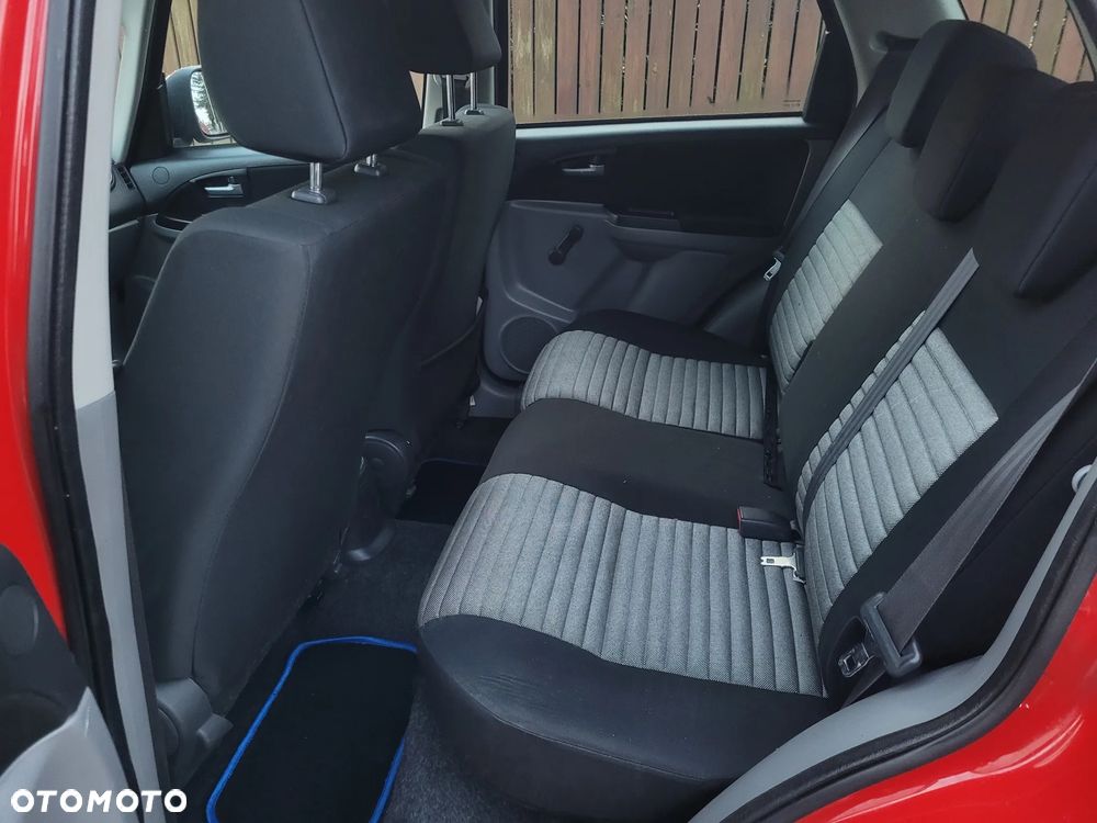 Suzuki SX4 - 9