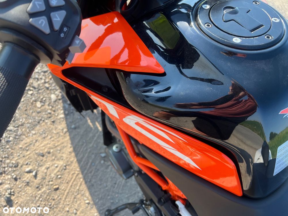 KTM Duke 390 - 4