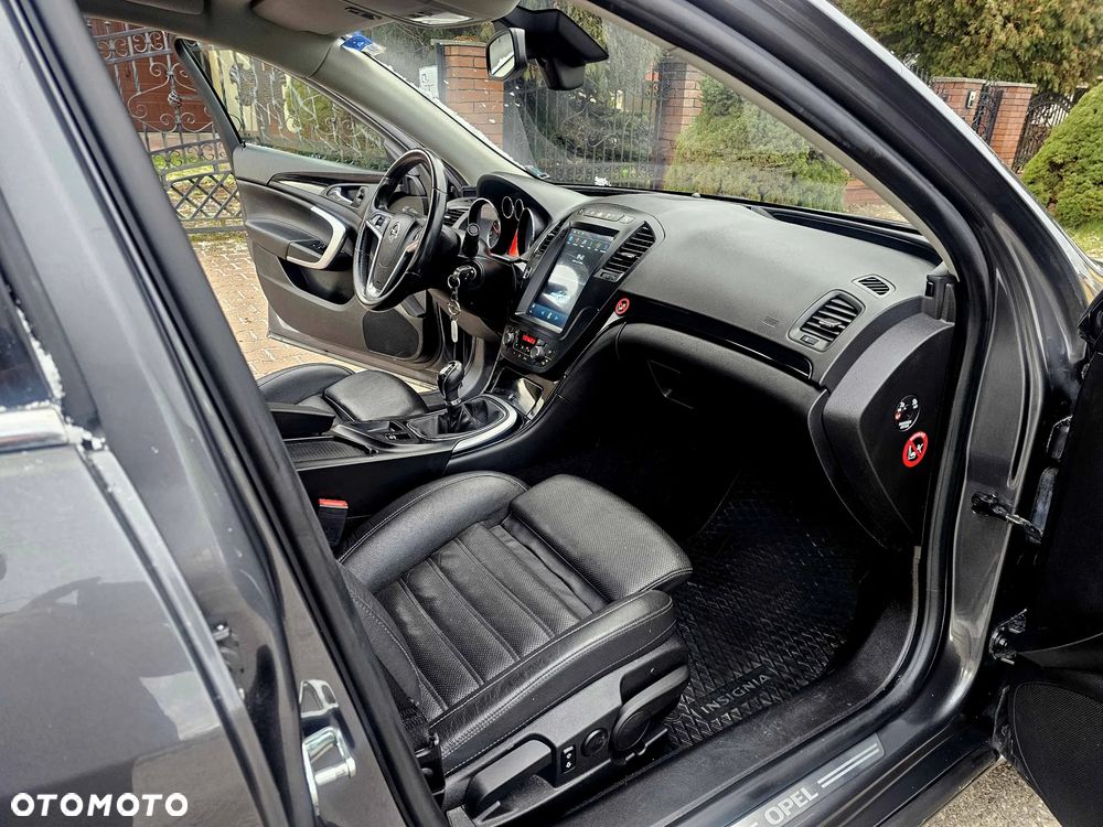 Opel Insignia 2.0 Turbo Cosmo - 18