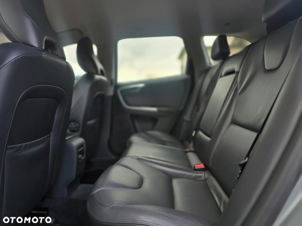 Volvo XC 60 - 18