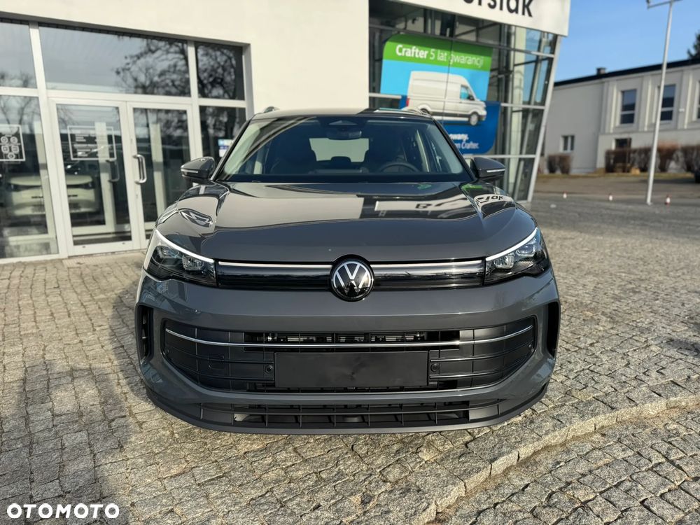 Volkswagen Tiguan - 2