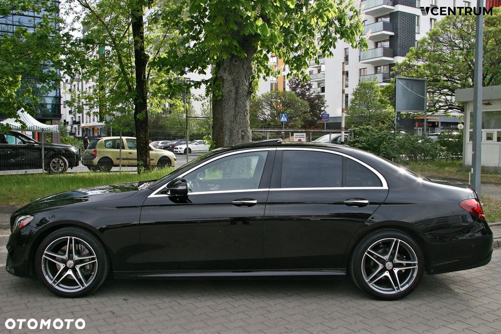 Mercedes-Benz Klasa E 300 9G-TRONIC AMG Line - 5