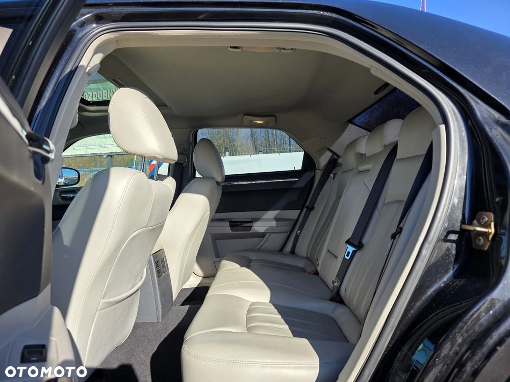 Chrysler 300C 3.0 CRD DPF Automatik - 7