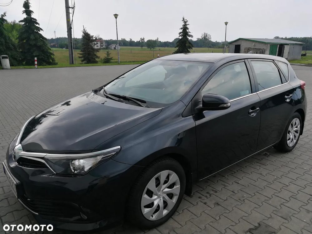 Toyota Auris 1.6 Dynamic - 1