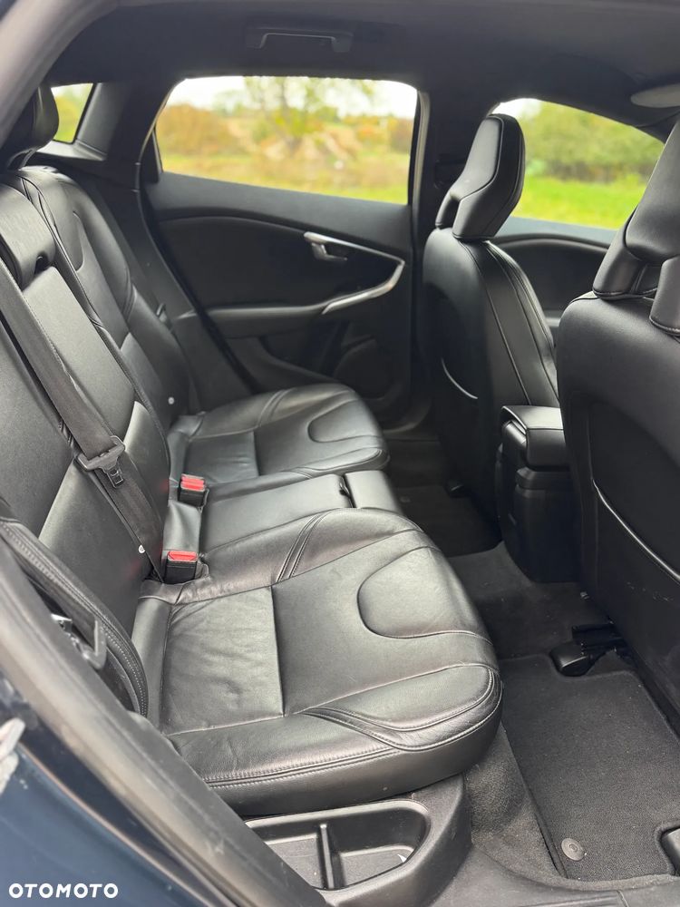 Volvo V40 D3 Drive-E Kinetic - 25
