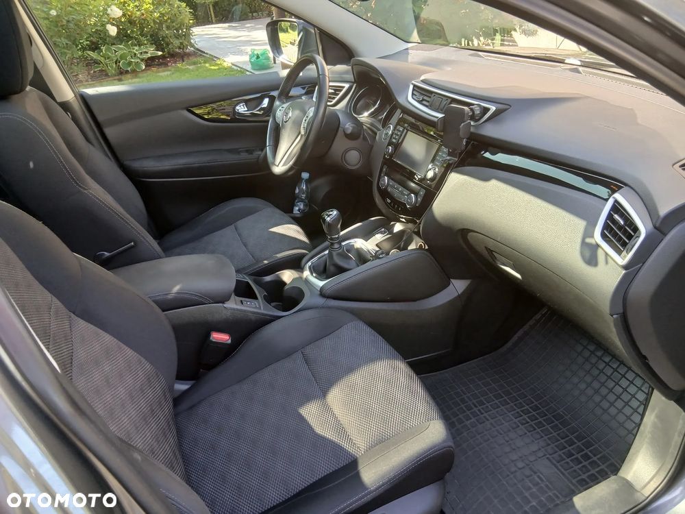 Nissan Qashqai - 10