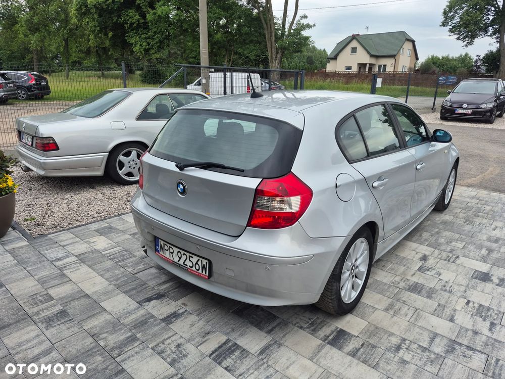 BMW 1 2006 photo 4