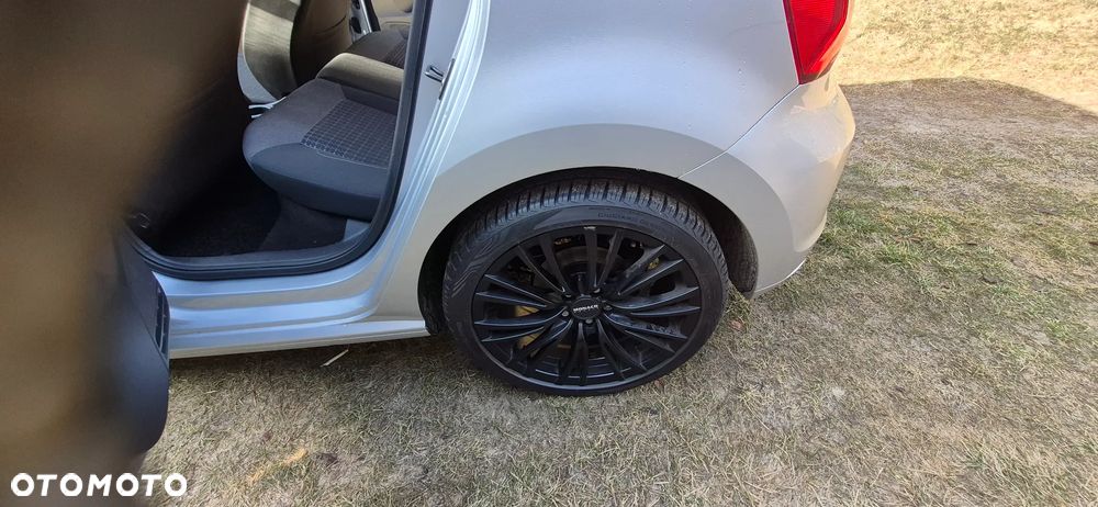 Volkswagen Polo 1.4 TDI (Blue Motion Technology) Comfortline - 18