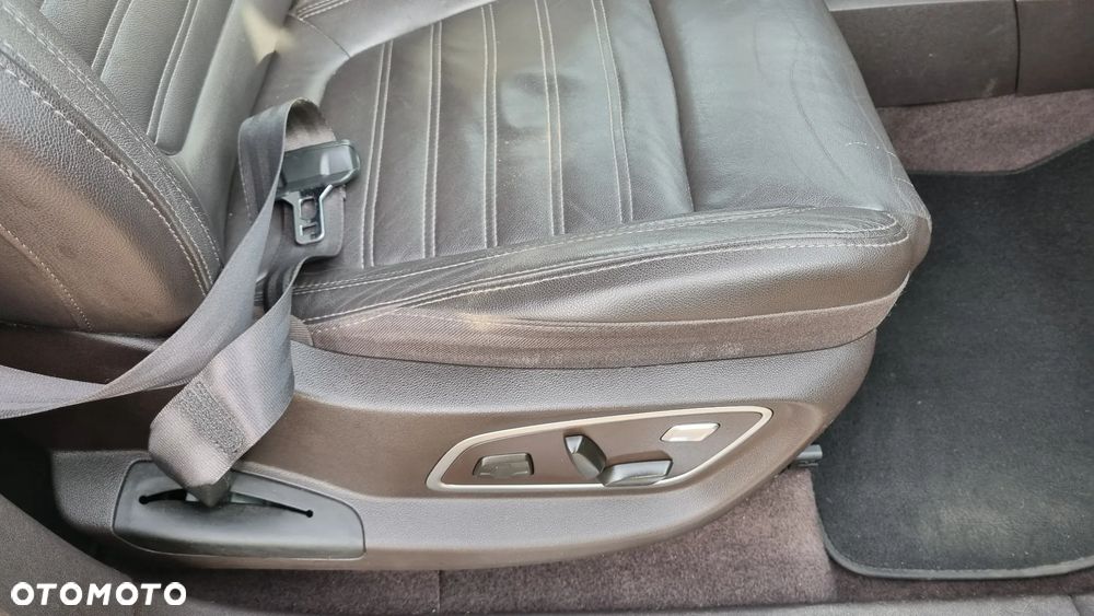 Renault Espace 1.6 TCE Initiale Paris EDC 7os - 27