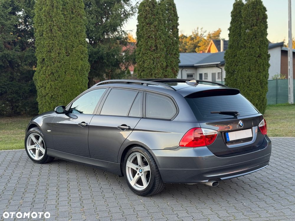 BMW Seria 3 318i - 19