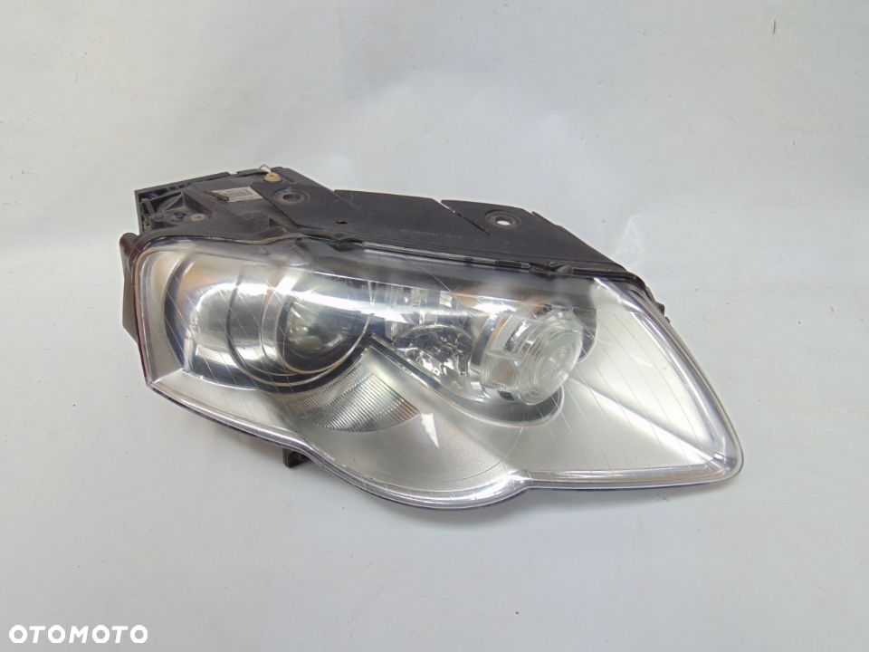 SKRĘTNA XENON lampa przednia przód prawa 3C0941752D VW Volkswagen Passat B6 , 05-10r EUROPA - 1