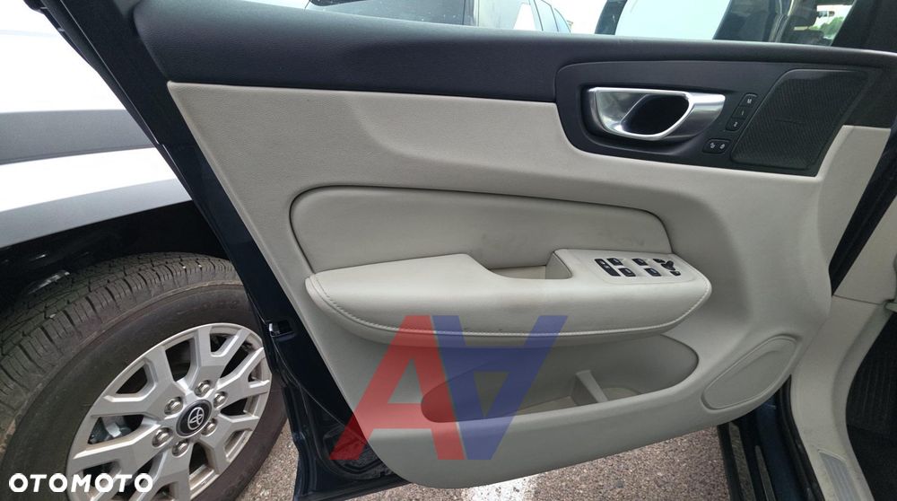 Volvo XC 60 T5 AWD Inscription - 16