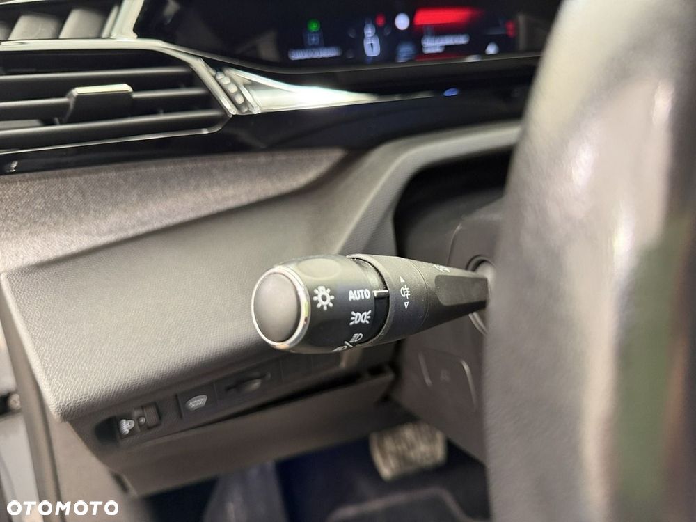 Peugeot 308 BlueHDi 130 EAT8 Allure - 25