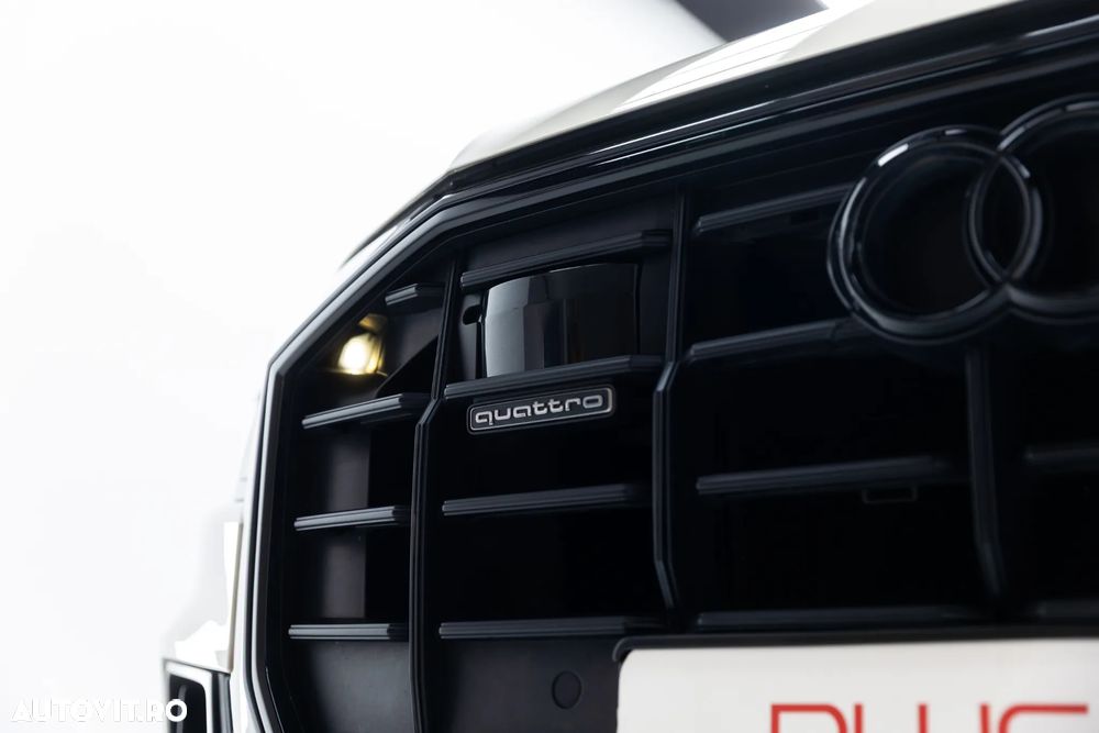 Audi Q8 55 TFSIe quattro tiptronic - 30