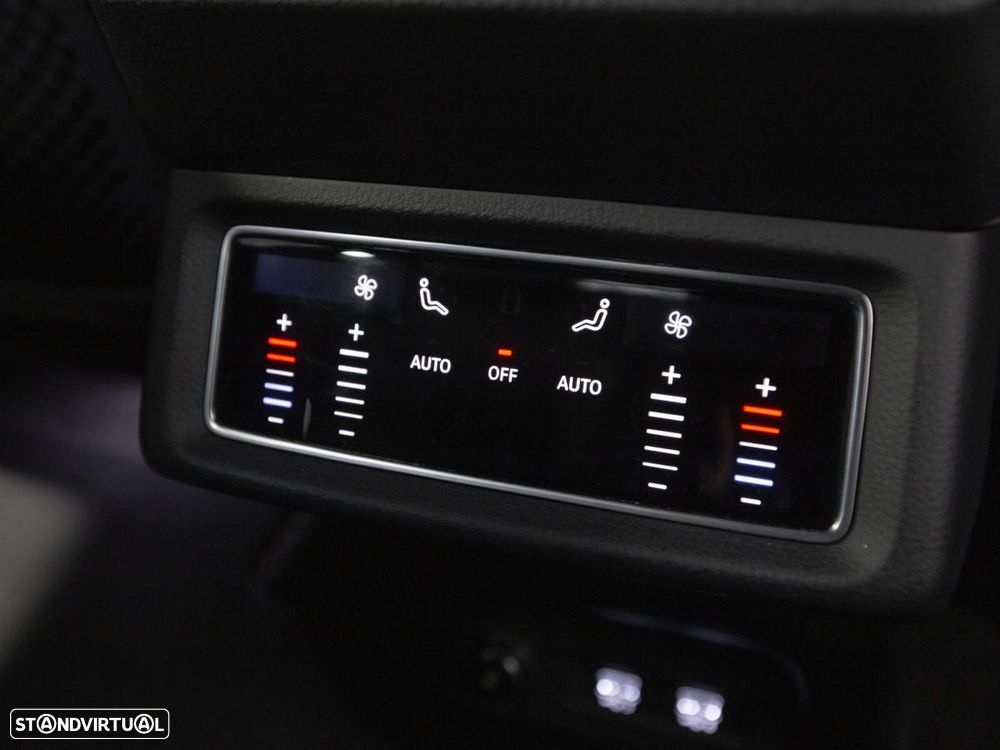 Audi e-tron Sportback 50 quattro S line - 24