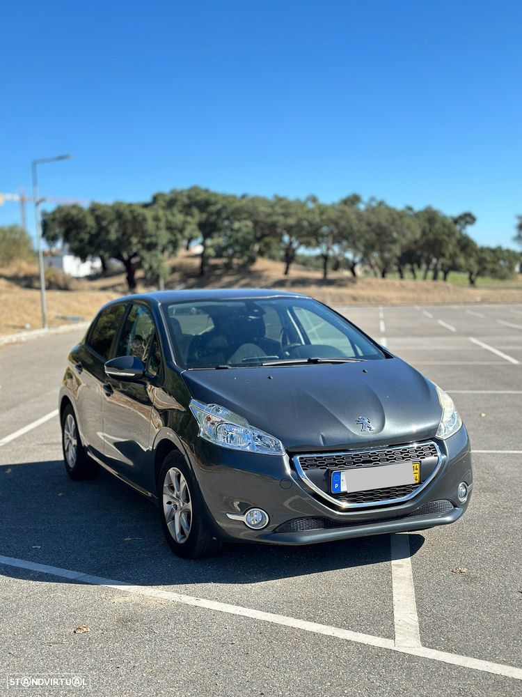 Peugeot 208 1.2 VTi Allure - 4
