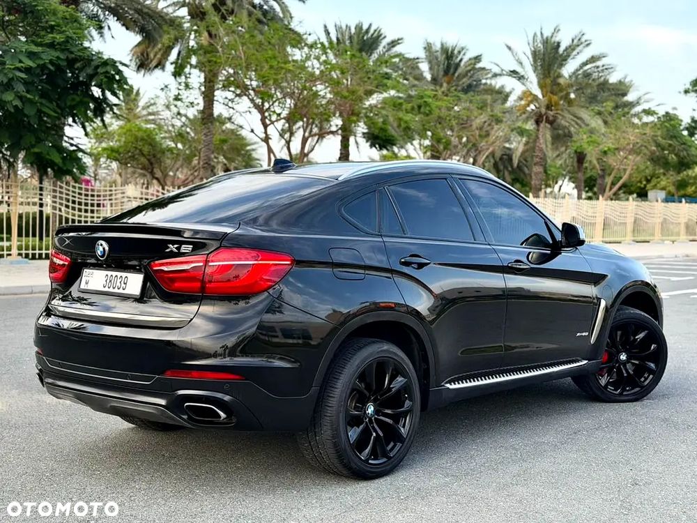 BMW X6 xDrive50i - 6
