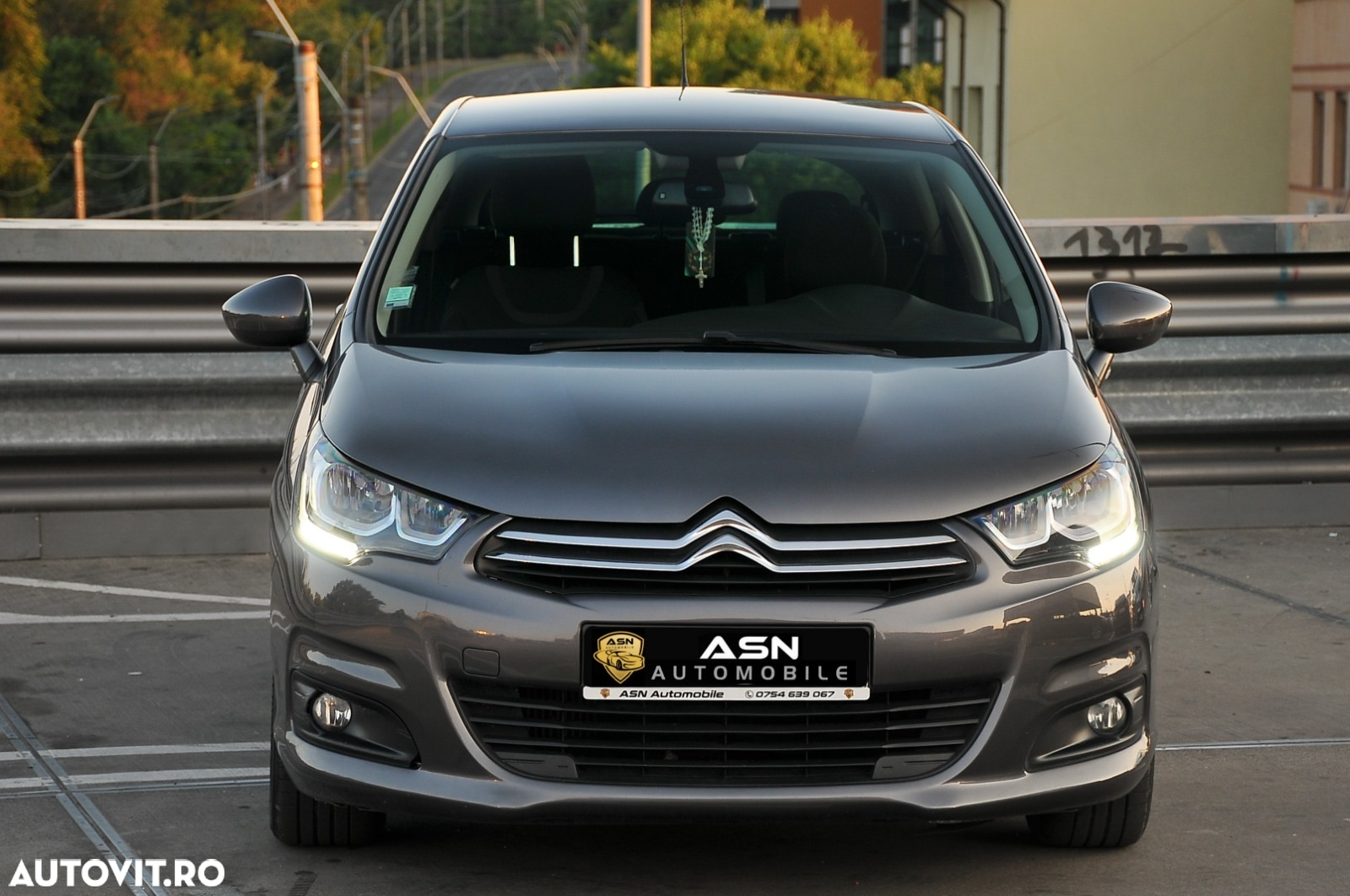 Citroën C4 PureTech 130 Stop & Start Exclusive - 3