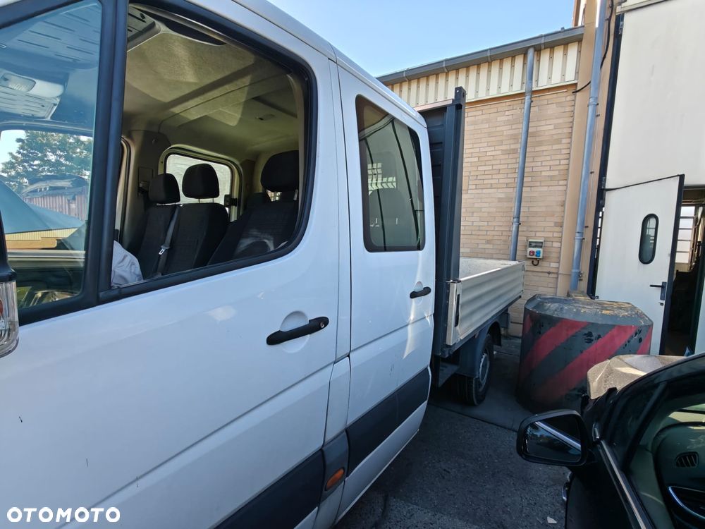 Mercedes-Benz Sprinter - 15