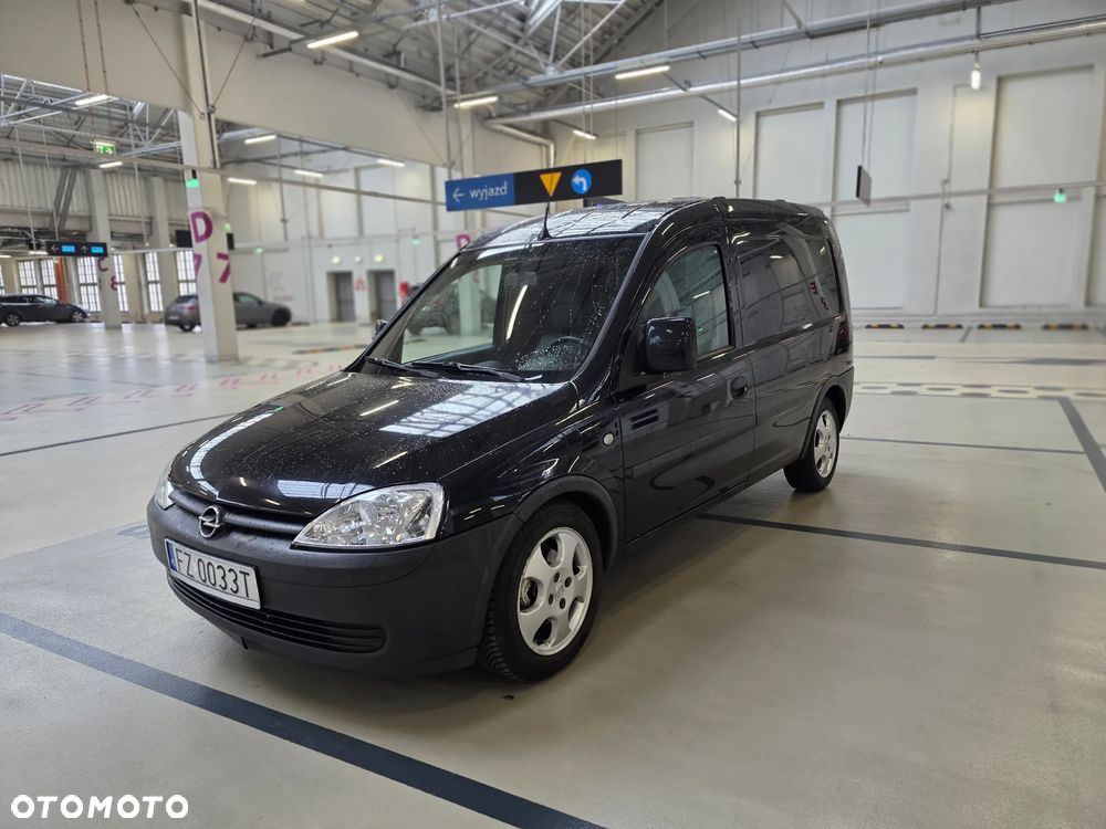 Opel Combo - 1