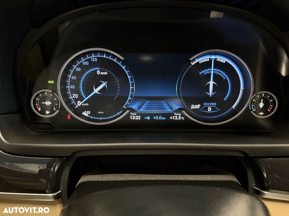 BMW Seria 5 520d xDrive AT - 16