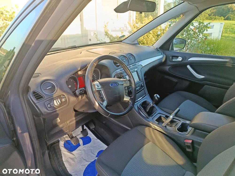 Ford Galaxy 2.0 TDCi Trend - 28