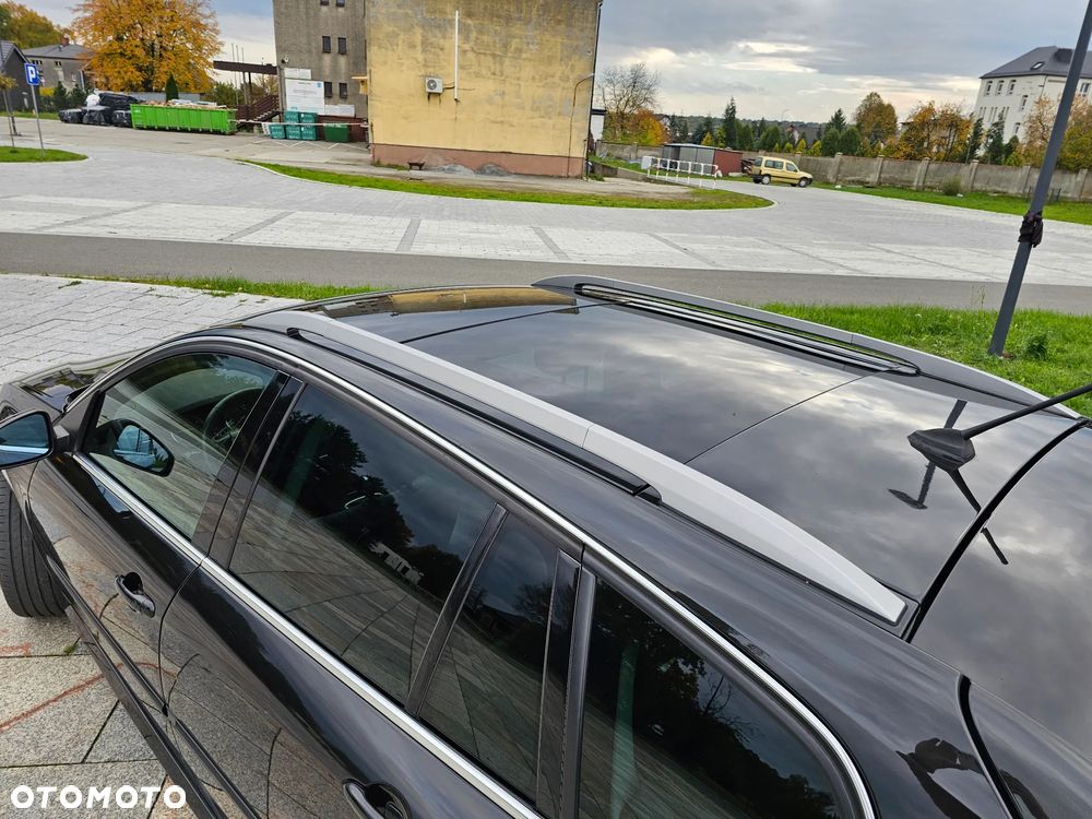 Renault Laguna Grandtour 2.0 dCi Initiale - 6